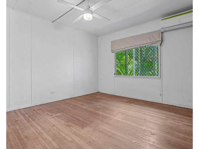 9 Coverack Street, Leichhardt QLD 4305