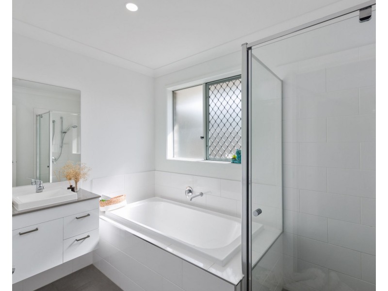 65 Naples Ct, Redbank QLD 4301