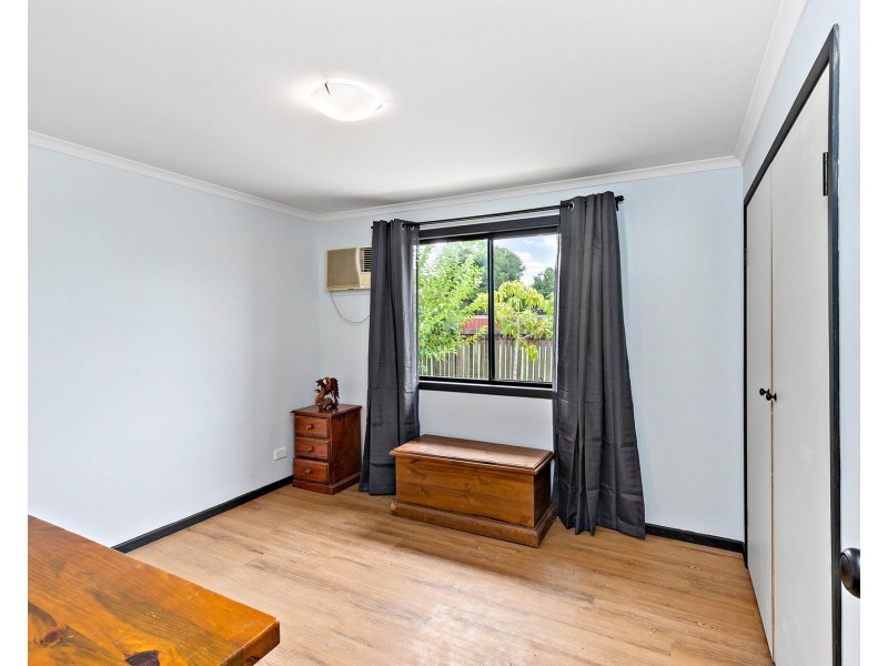 37 Selwyn Street, North Booval QLD 4304