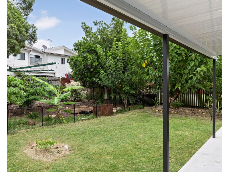 37 Selwyn Street, North Booval QLD 4304