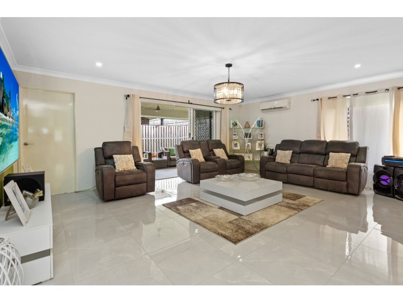 99 Brittains Road, Augustine Heights QLD 4300