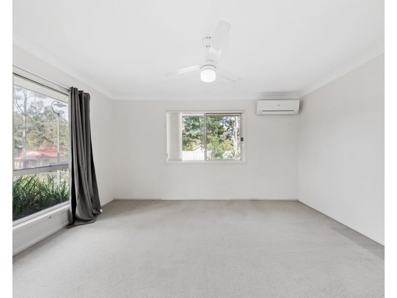 2 Sarabah Place, Forest Lake QLD 4078