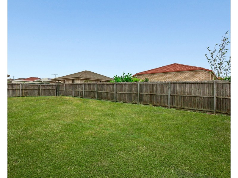 42 Wattle Crescent, Raceview QLD 4305