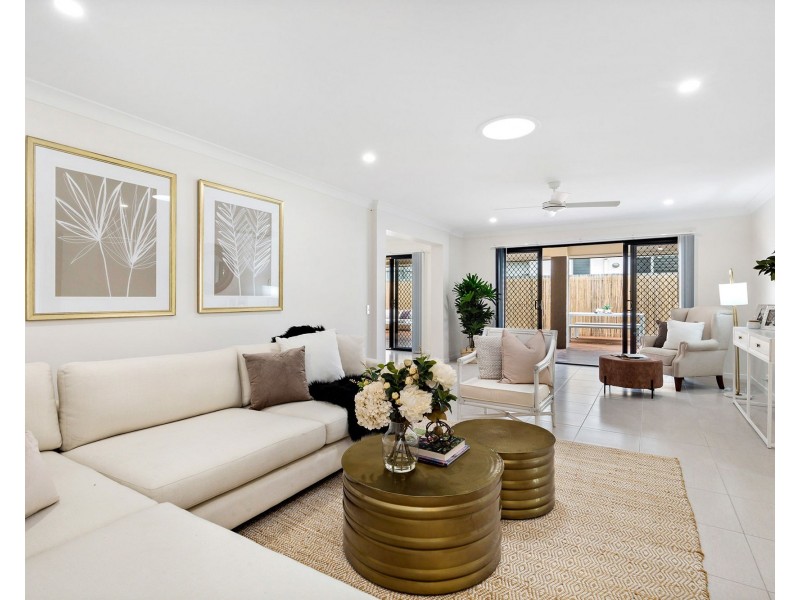 21 Speckled Circuit, Springfield Lakes QLD 4300