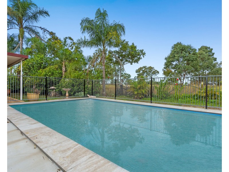 897 Clarendon Road, Lowood QLD 4311
