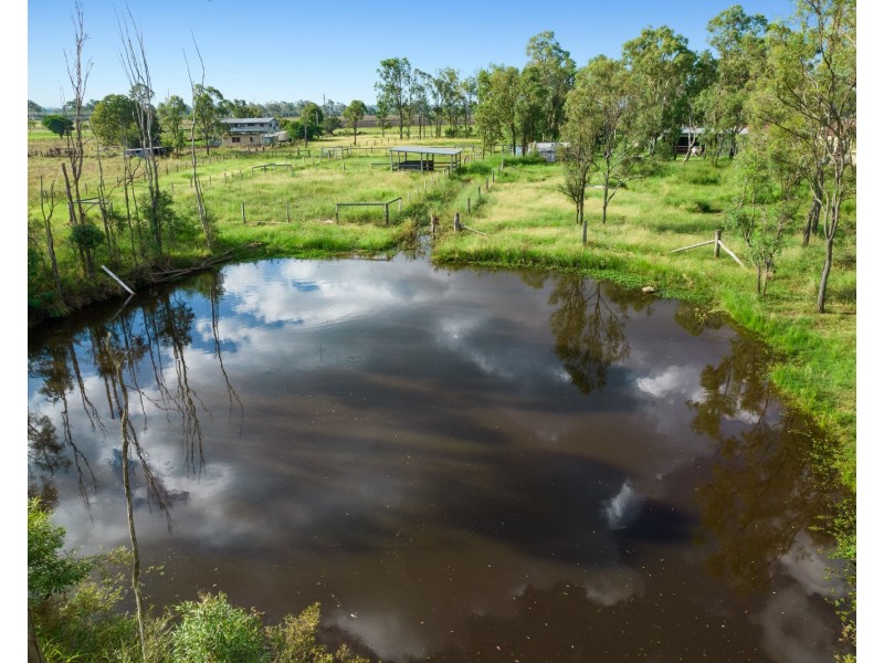 897 Clarendon Road, Lowood QLD 4311