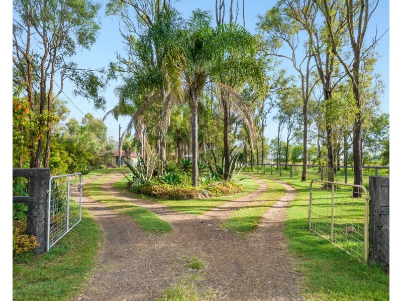 897 Clarendon Road, Lowood QLD 4311