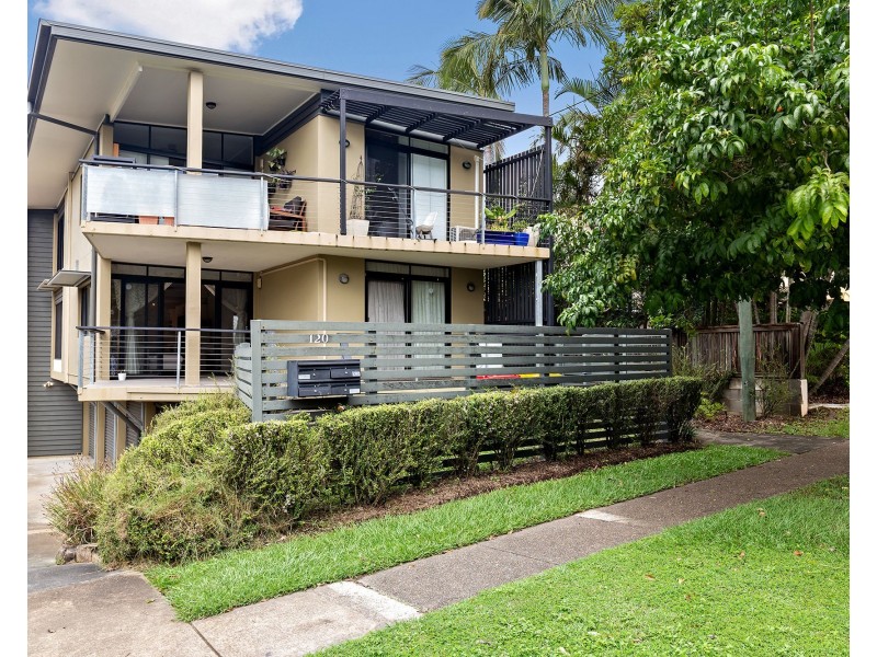 3/120 Central Avenue, Indooroopilly QLD 4068