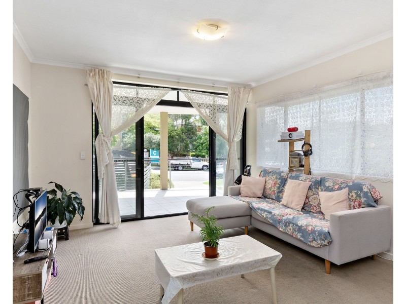 3/120 Central Avenue, Indooroopilly QLD 4068