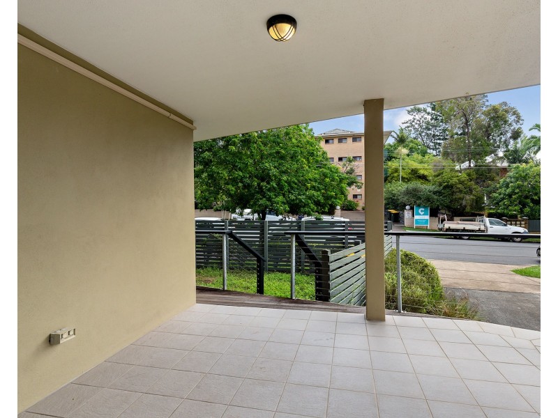 3/120 Central Avenue, Indooroopilly QLD 4068