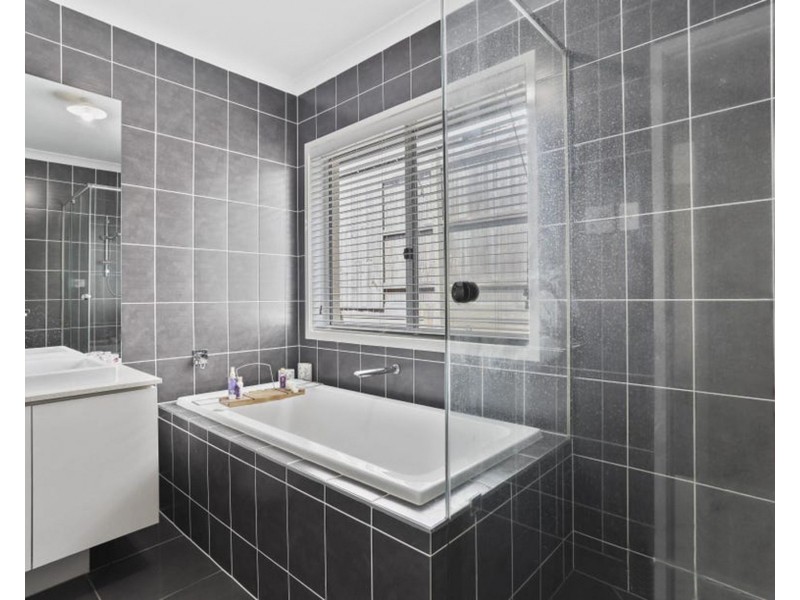 62 Anesbury St, Doolandella QLD 4077