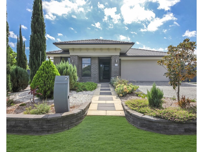 2 Drewett Avenue, Redbank Plains QLD 4301