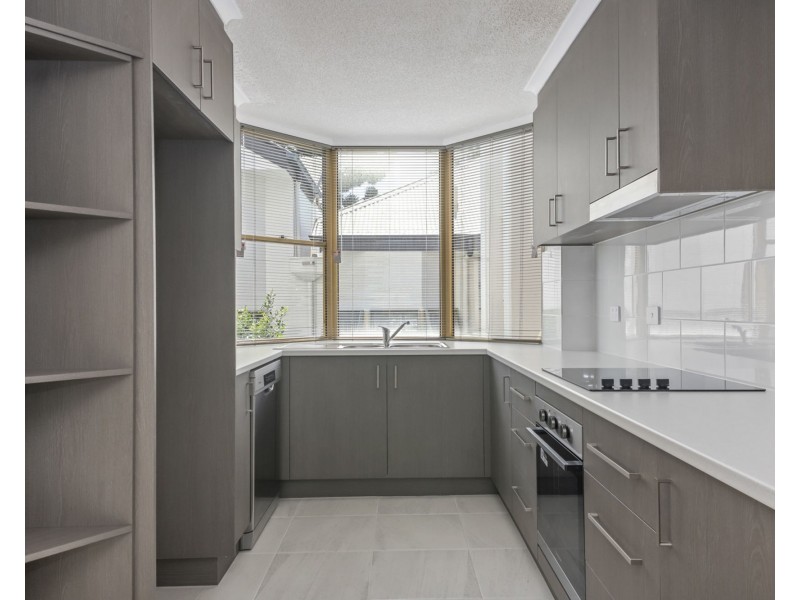 14/15 Clarence Street, Indooroopilly QLD 4068
