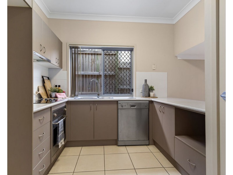 16 Escarpment Drive, Springfield QLD 4300