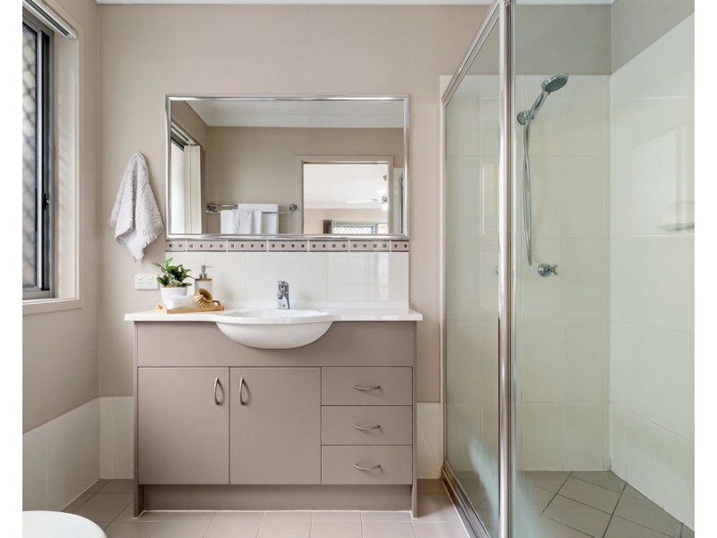 16 Escarpment Drive, Springfield QLD 4300