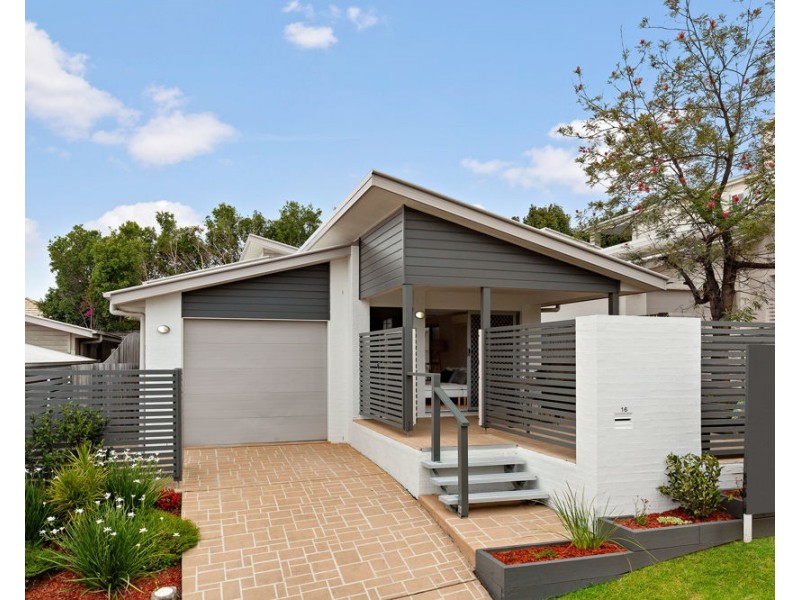 16 Escarpment Drive, Springfield QLD 4300