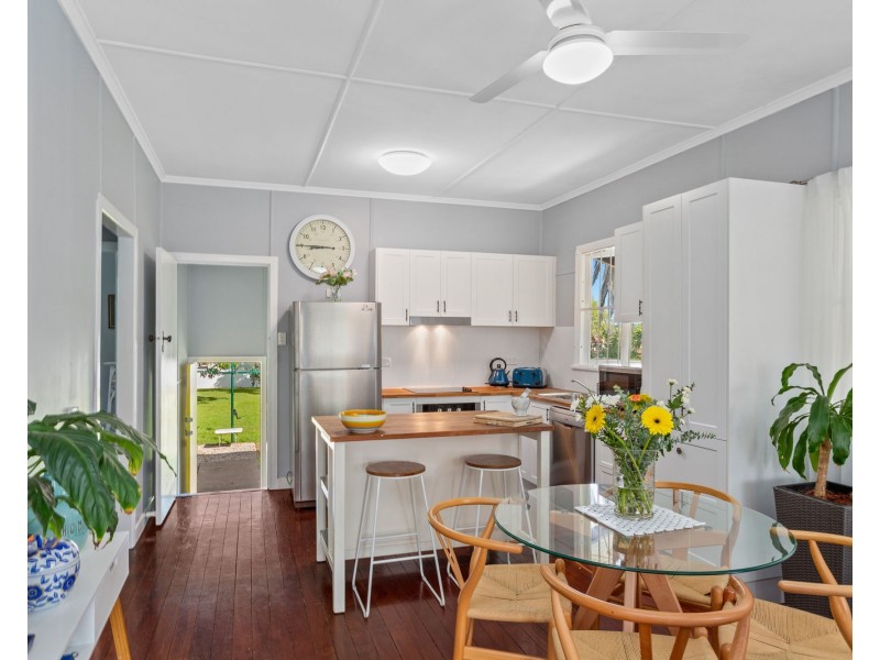 20 Vernon Street, Ipswich QLD 4305