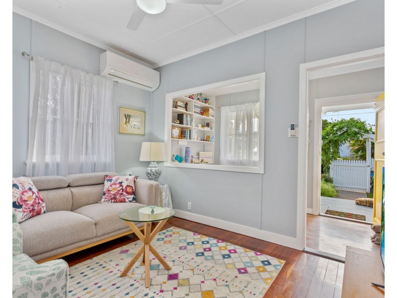 20 Vernon Street, Ipswich QLD 4305