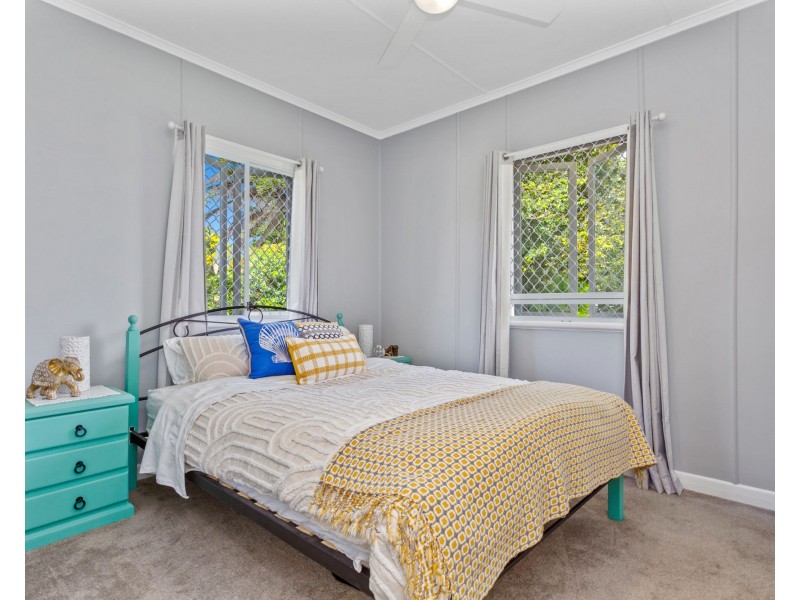 20 Vernon Street, Ipswich QLD 4305