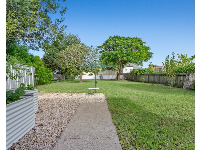 20 Vernon Street, Ipswich QLD 4305