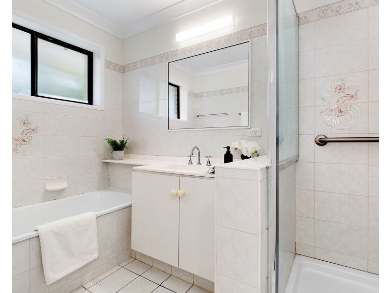 206 Grandview Road, Pullenvale QLD 4069