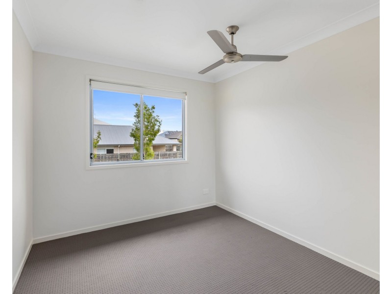 12 Chamomile Street, Springfield Lakes QLD 4300