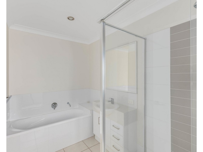 12 Chamomile Street, Springfield Lakes QLD 4300