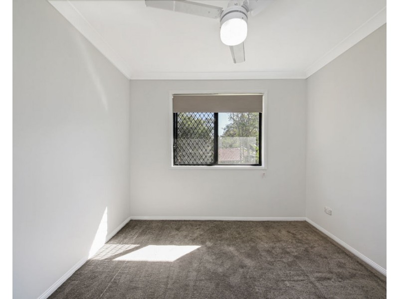 11 Samford Place, Forest Lake QLD 4078