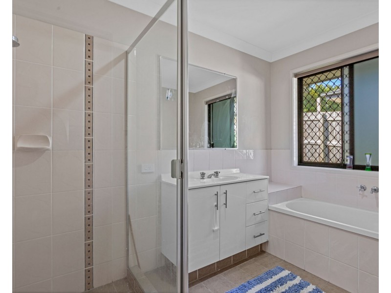 8 John Bell Court, Goodna QLD 4300