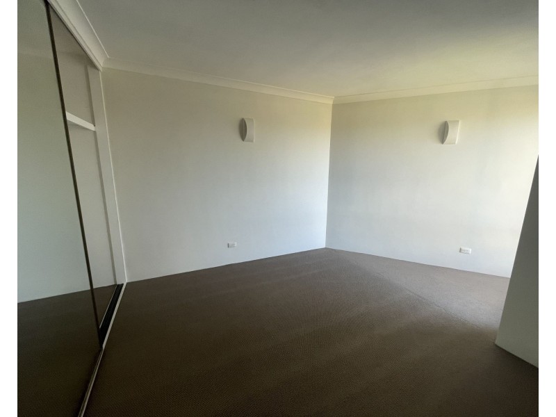32/12 BRYCE ST, St Lucia QLD 4067