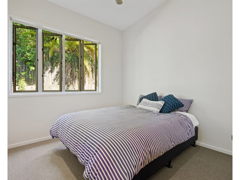 2/12 MAIDSTONE ST, Kelvin Grove QLD 4059