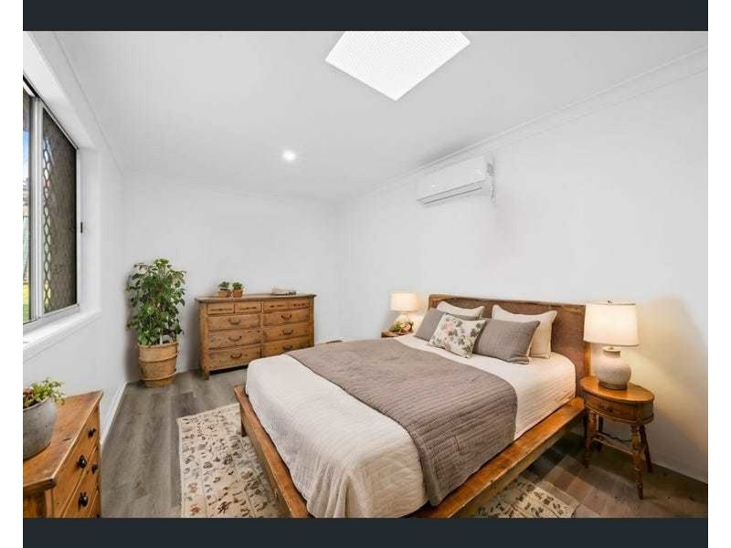 8 Devonhill Street, The Gap QLD 4061