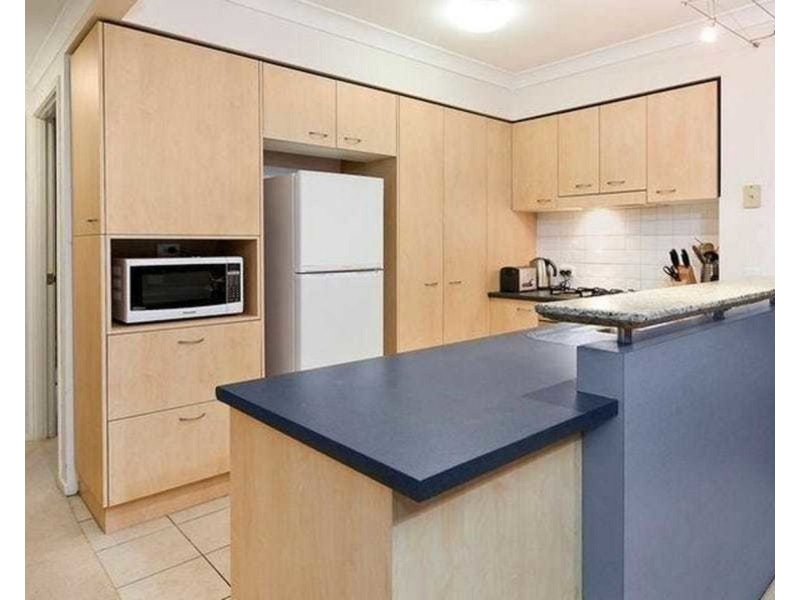 7/53 WARREN ST, St Lucia QLD 4067