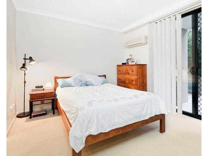 7/53 WARREN ST, St Lucia QLD 4067