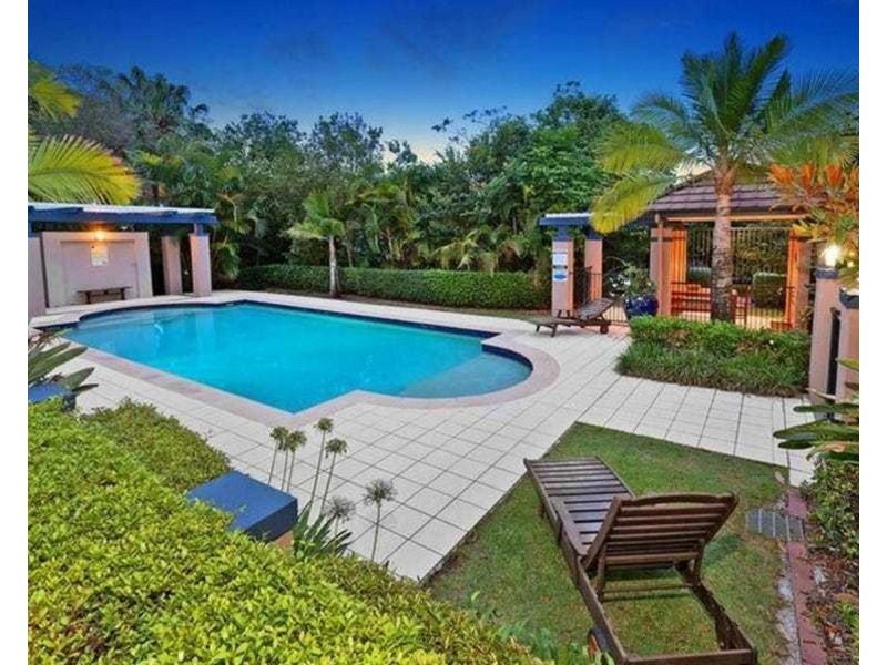 7/53 WARREN ST, St Lucia QLD 4067