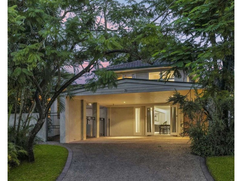 71 Highland Terrace, St Lucia QLD 4067