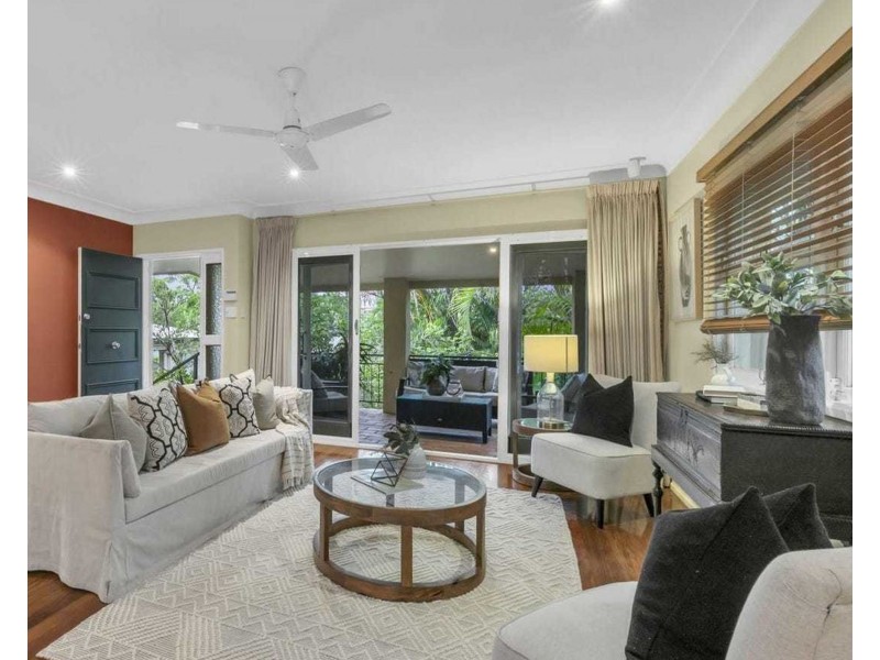 71 Highland Terrace, St Lucia QLD 4067