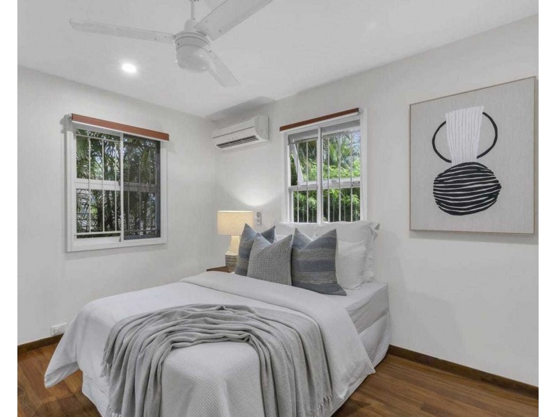 71 Highland Terrace, St Lucia QLD 4067