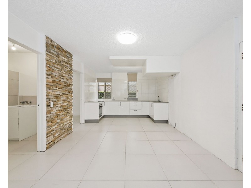 7/59 SANDFORD ST, St Lucia QLD 4067