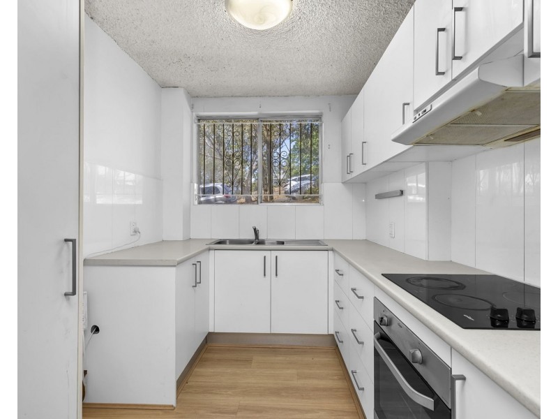 1 /11 Ivy St, Toowong QLD 4066