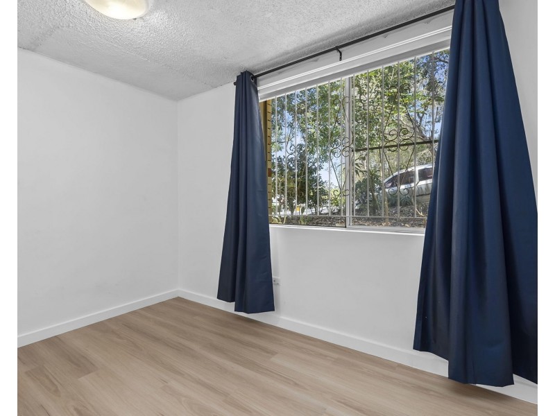 1 /11 Ivy St, Toowong QLD 4066