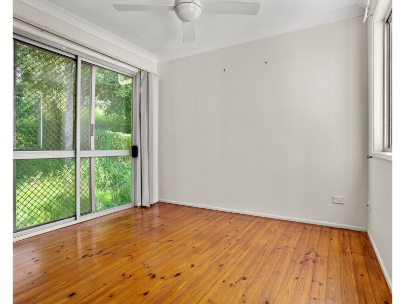 15 Sherwood Crescent, Bellbird Park QLD 4300
