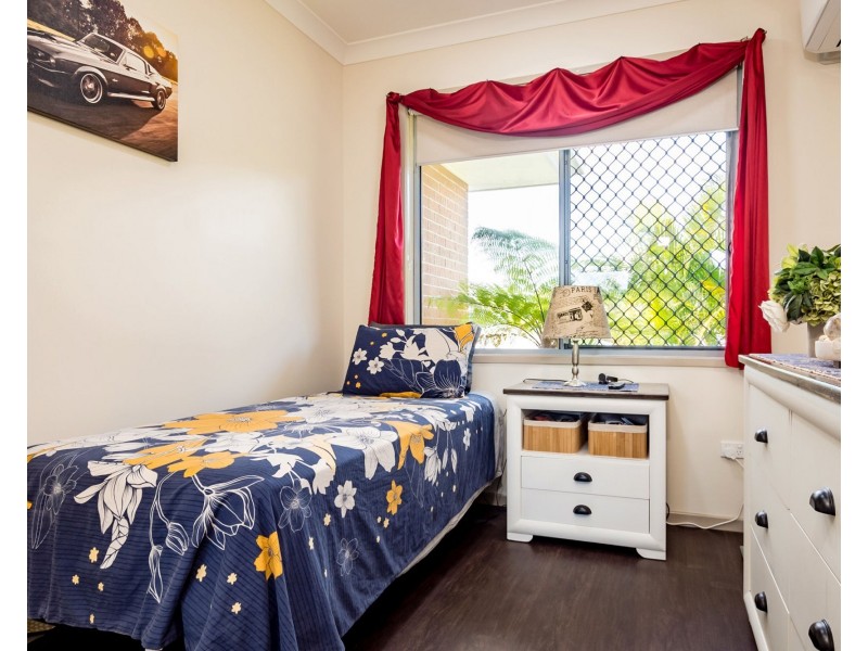 3 Carnarvon Parade, New Auckland QLD 4680