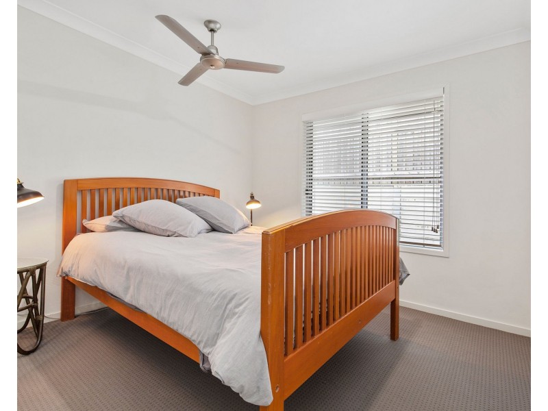 16 Hyssop Place, Springfield Lakes QLD 4300