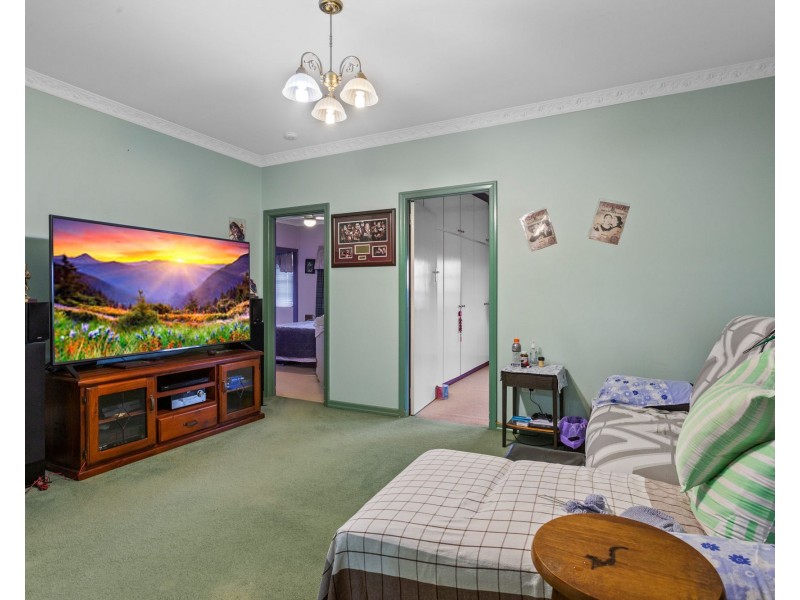 10 Ferguson Street, North Ipswich QLD 4305