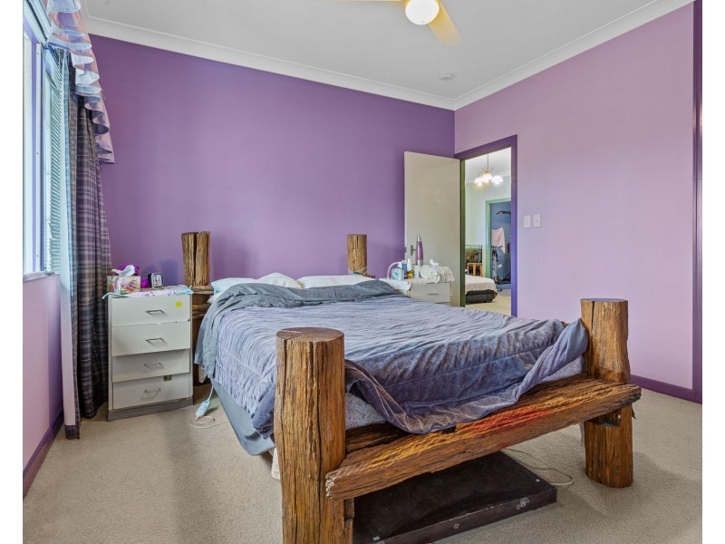 10 Ferguson Street, North Ipswich QLD 4305