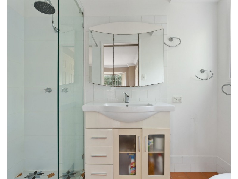 9 Majestic Court, Regents Park QLD 4118