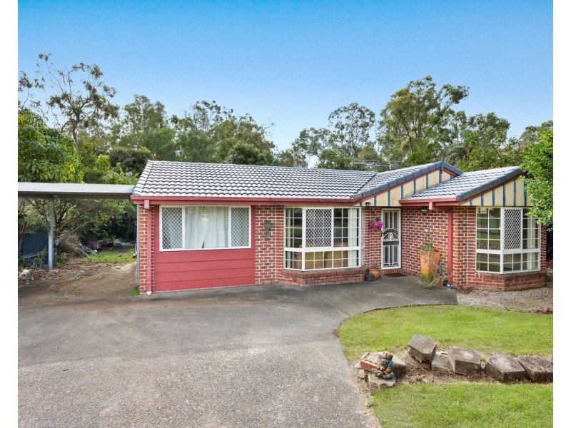 9 Majestic Court, Regents Park QLD 4118