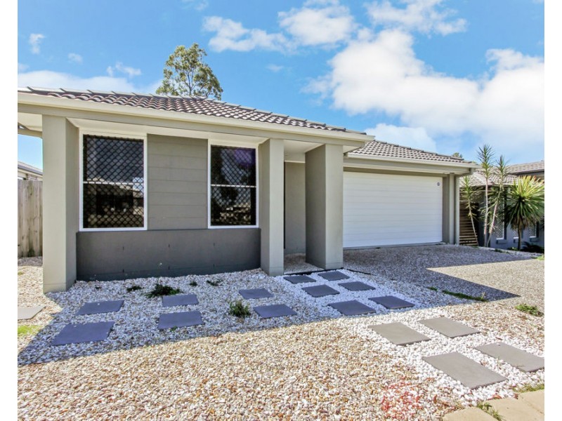 8 Lilly Pilly Street, Heathwood QLD 4110