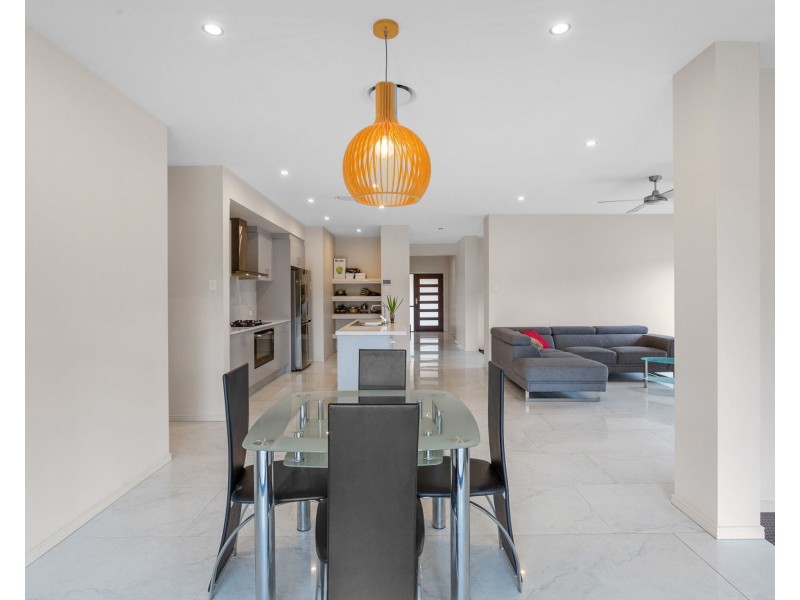 95-97 Jollytail Avenue, New Beith QLD 4124